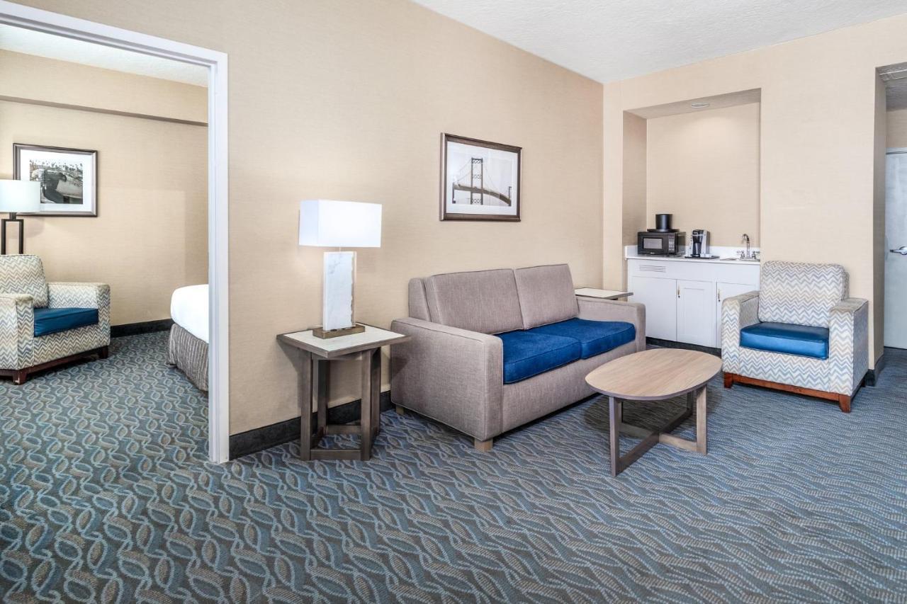 Crowne Plaza Hotel Los Angeles Harbor By Ihg Екстер'єр фото