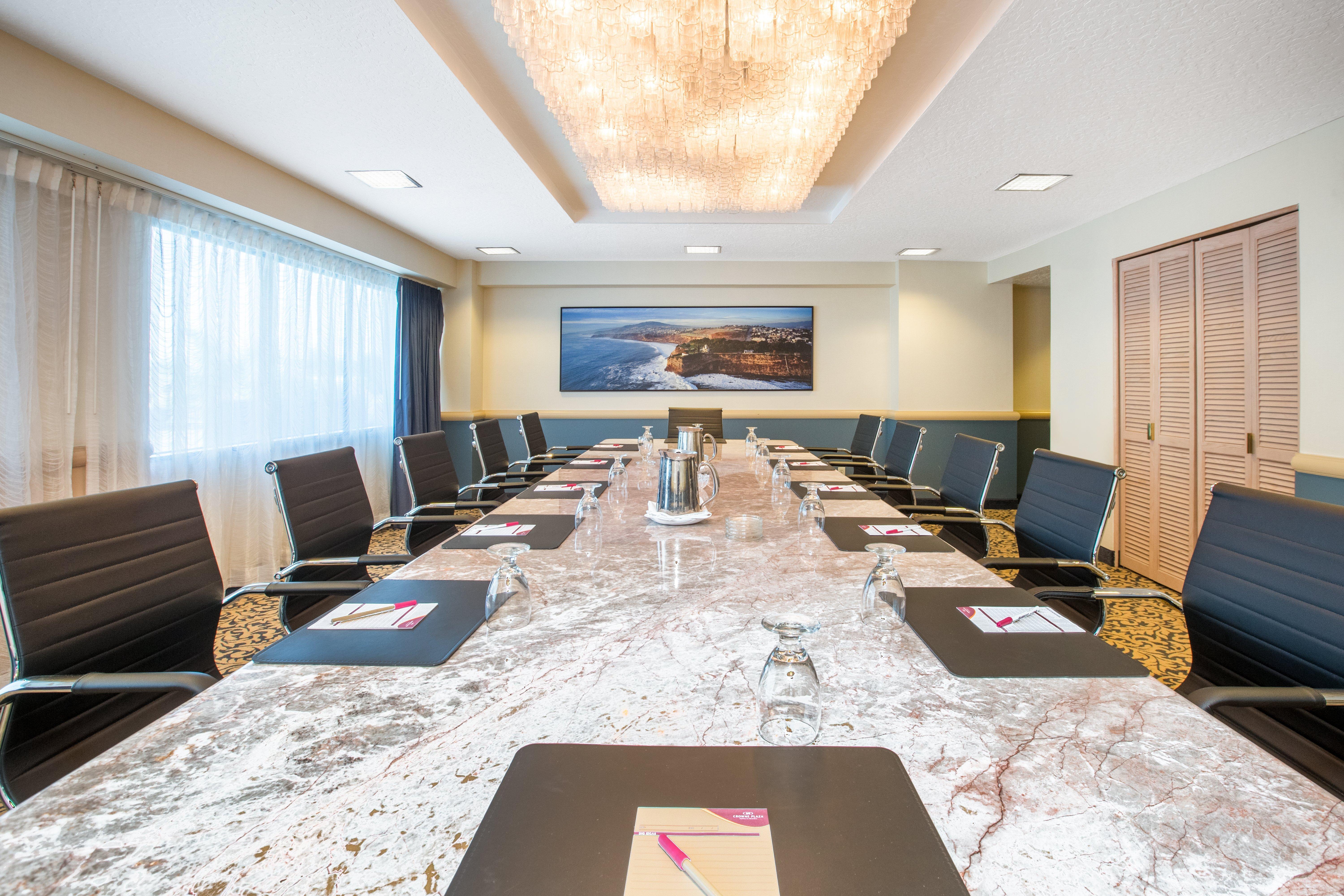 Crowne Plaza Hotel Los Angeles Harbor By Ihg Екстер'єр фото